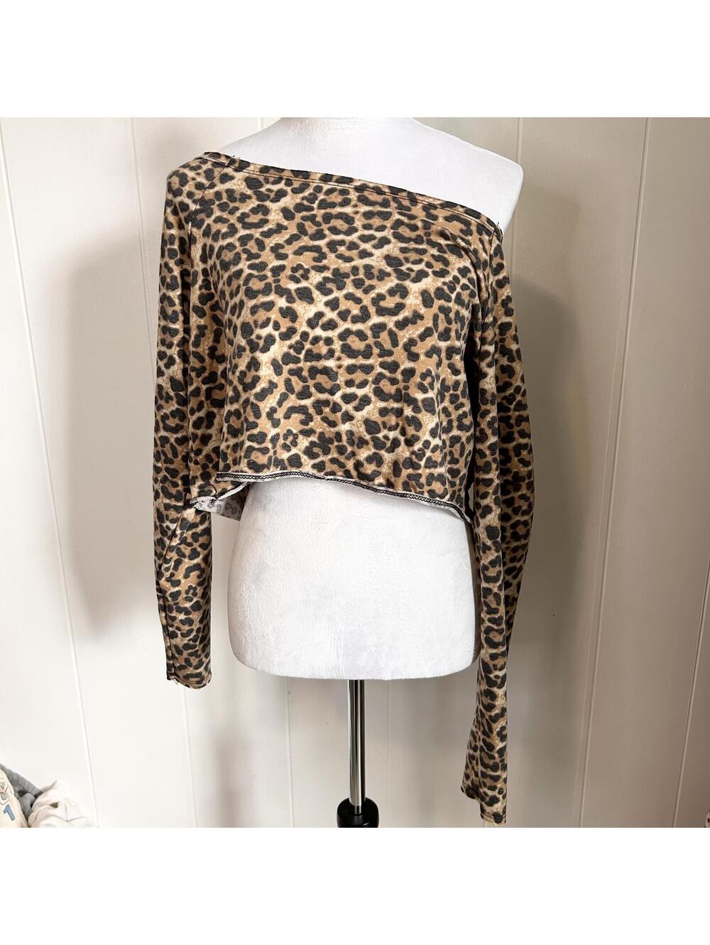Fashion Nova Leopard Animal Print Long Sleeve Off The Shoulder Top Women's Small